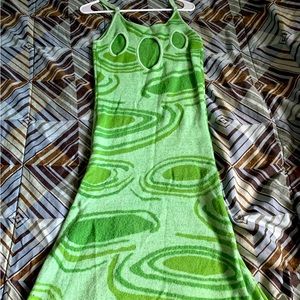 Green patterned Amazon midi dress